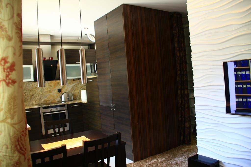 Old Muranow Apartment By Warsawresidence Group ภายนอก รูปภาพ
