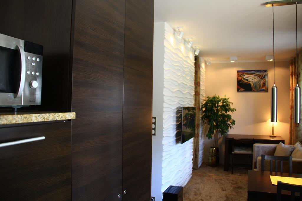 Old Muranow Apartment By Warsawresidence Group ภายนอก รูปภาพ